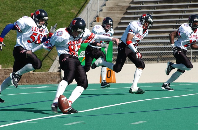 活塞主场惊险胜骑士，哈达威32分米切尔空砍38分.